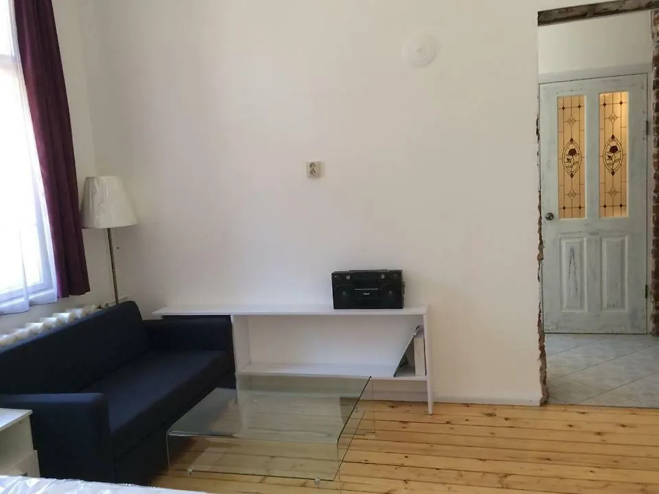 סופיה Apartment August 11